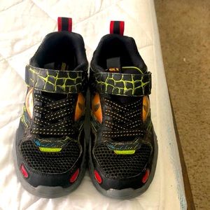 Sketchers 🦕 shoes!